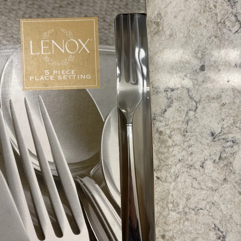 Lenox 5 Piece Place Setting‎ -Federal Platinum